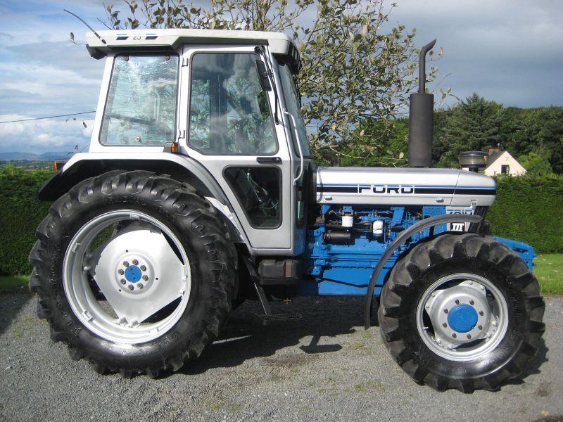 Ford 7810 silver jubilee tractor #8