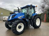 2017 NEW HOLLAND T6.145